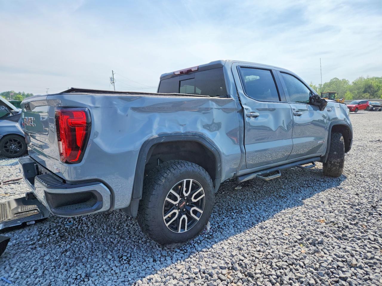 2024 GMC Sierra