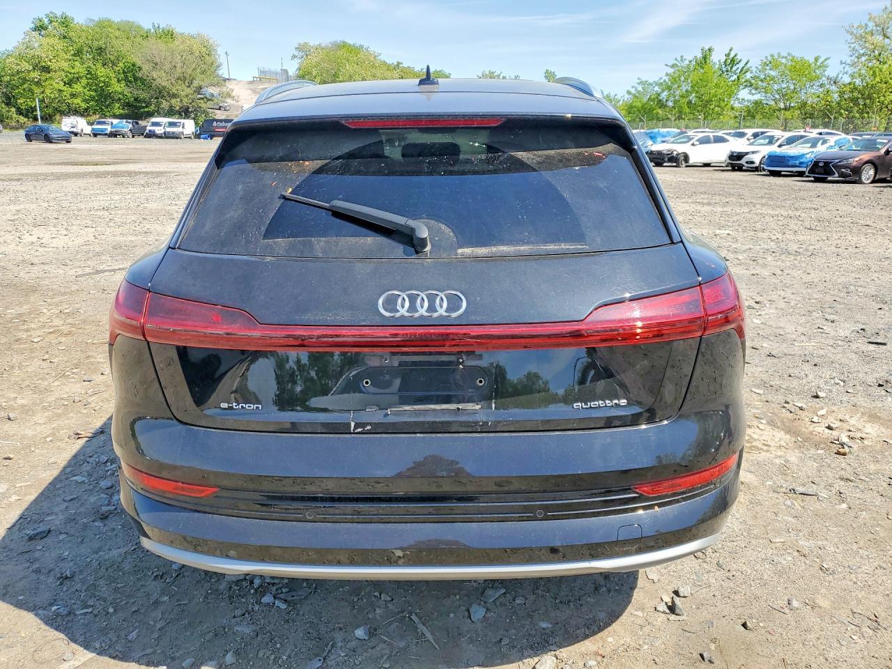 2021 AUDI E-TRON