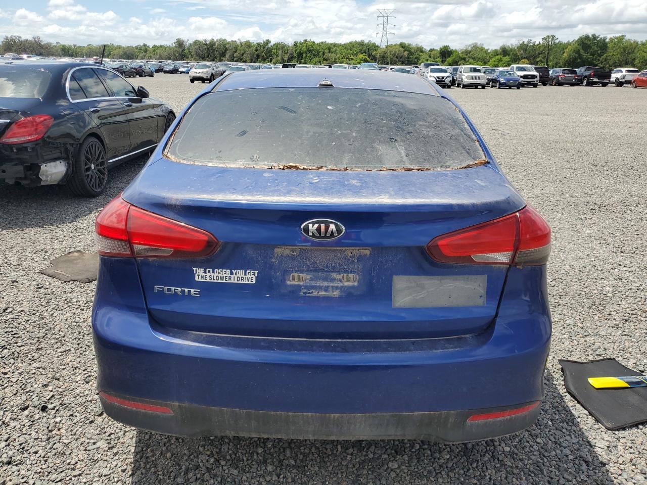 2017 KIA FORTE