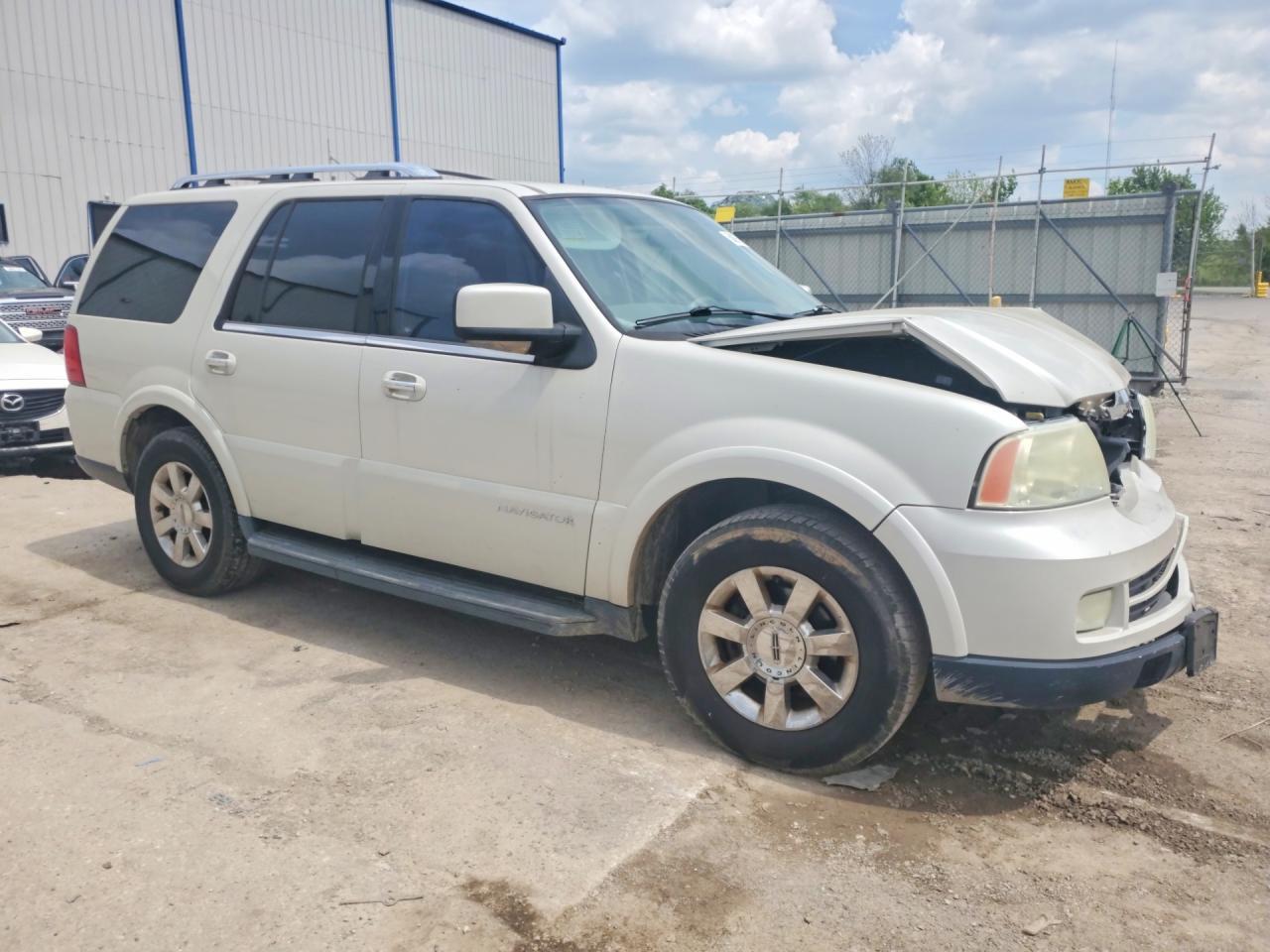 2005 LINCOLN Navigator
