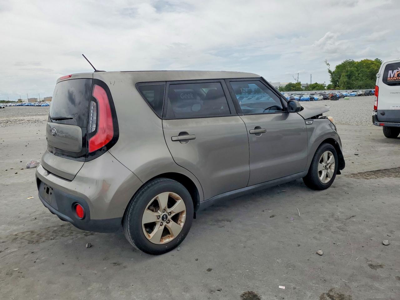 2017 KIA SOUL