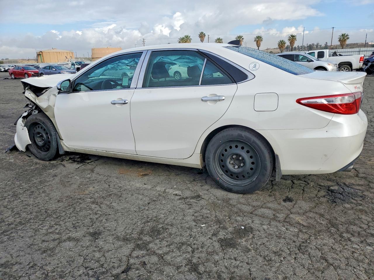 2015 TOYOTA CAMRY