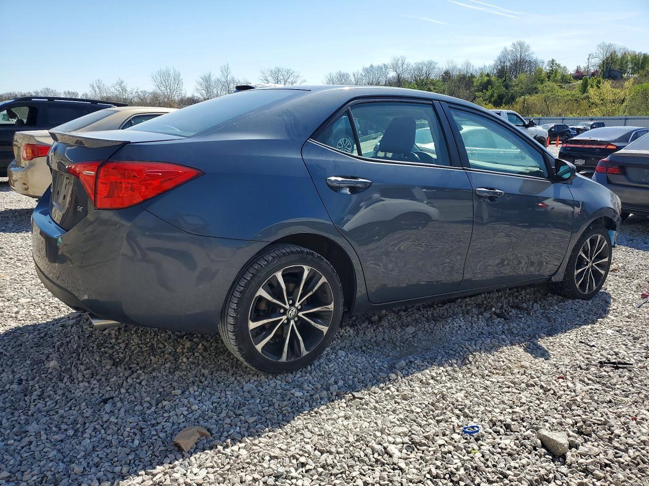 2017 TOYOTA COROLLA