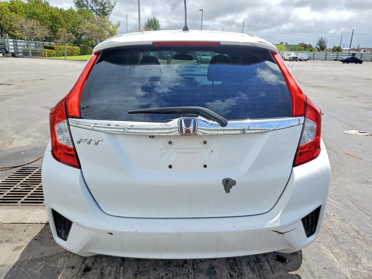 2015 HONDA FIT