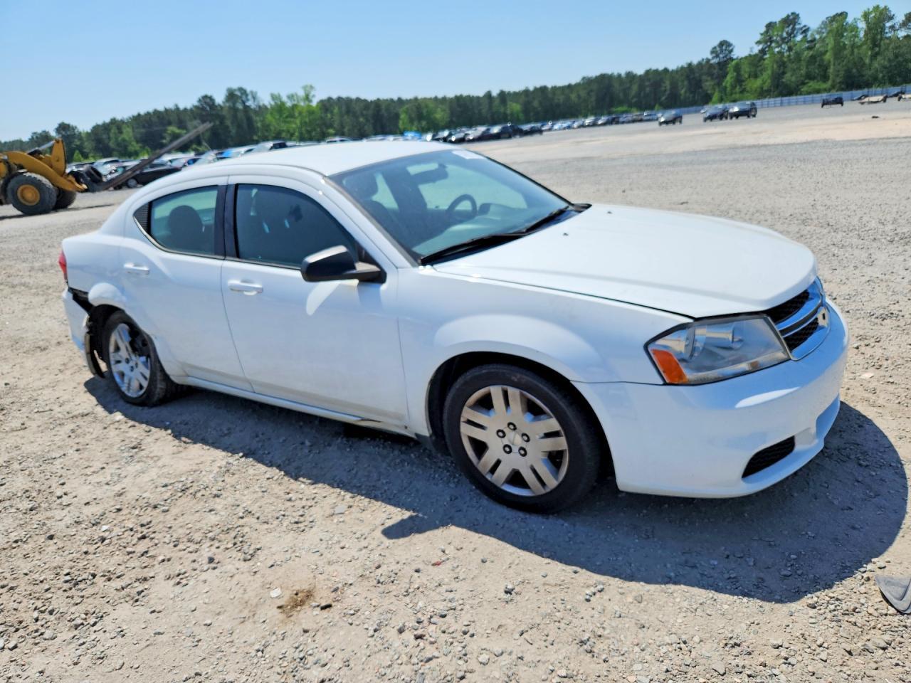 2013 DODGE Avenger