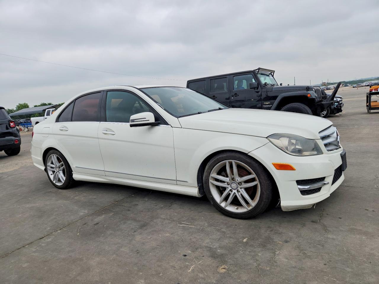 2012 MERCEDES-BENZ C-CLASS