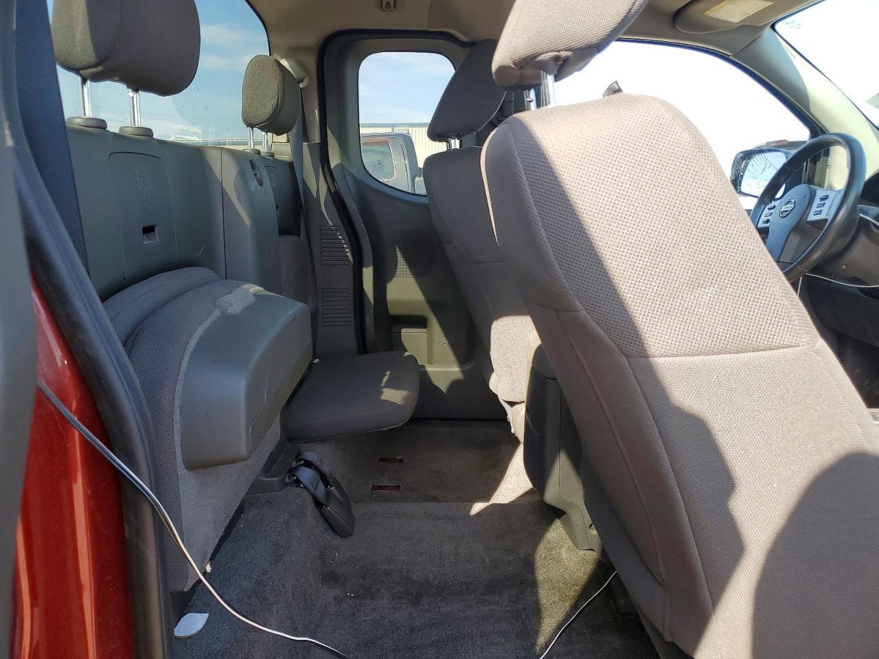 2017 NISSAN Frontier