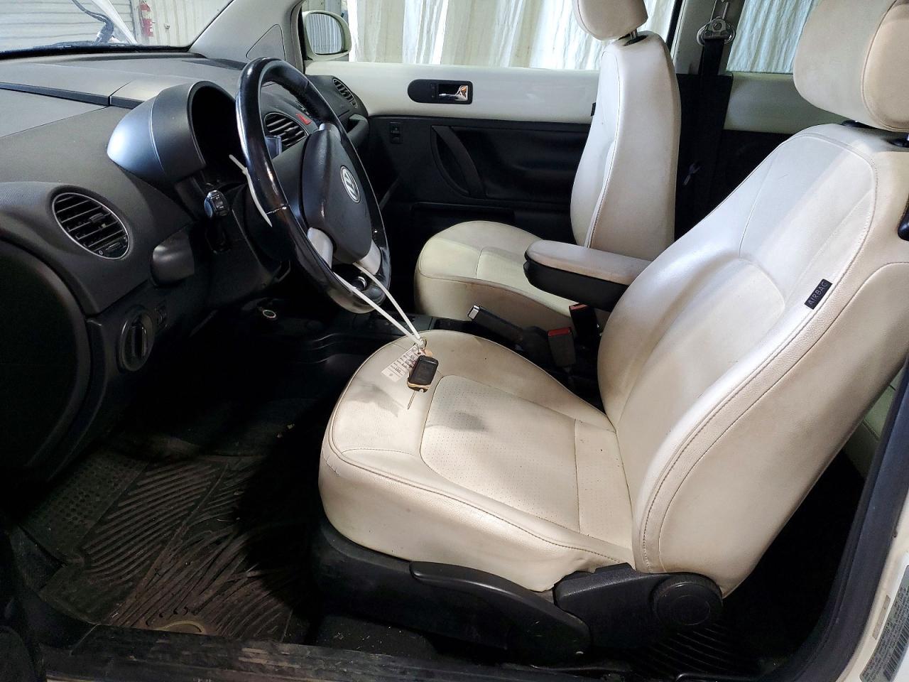 2008 VOLKSWAGEN Beetle