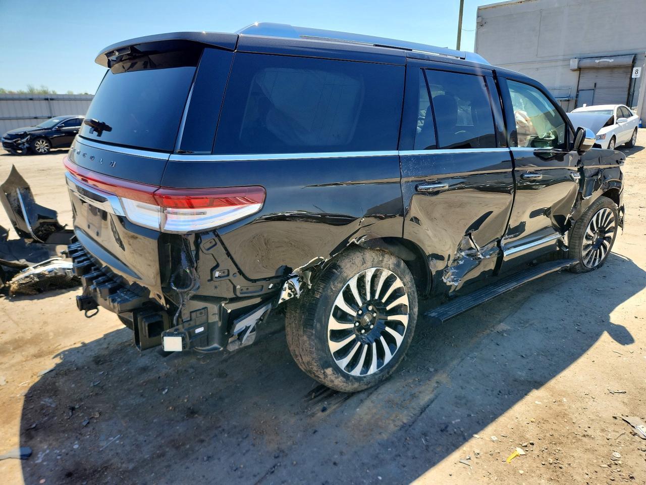 2024 LINCOLN Navigator