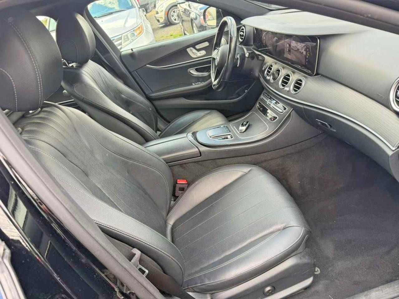 2022 MERCEDES-BENZ E-Class