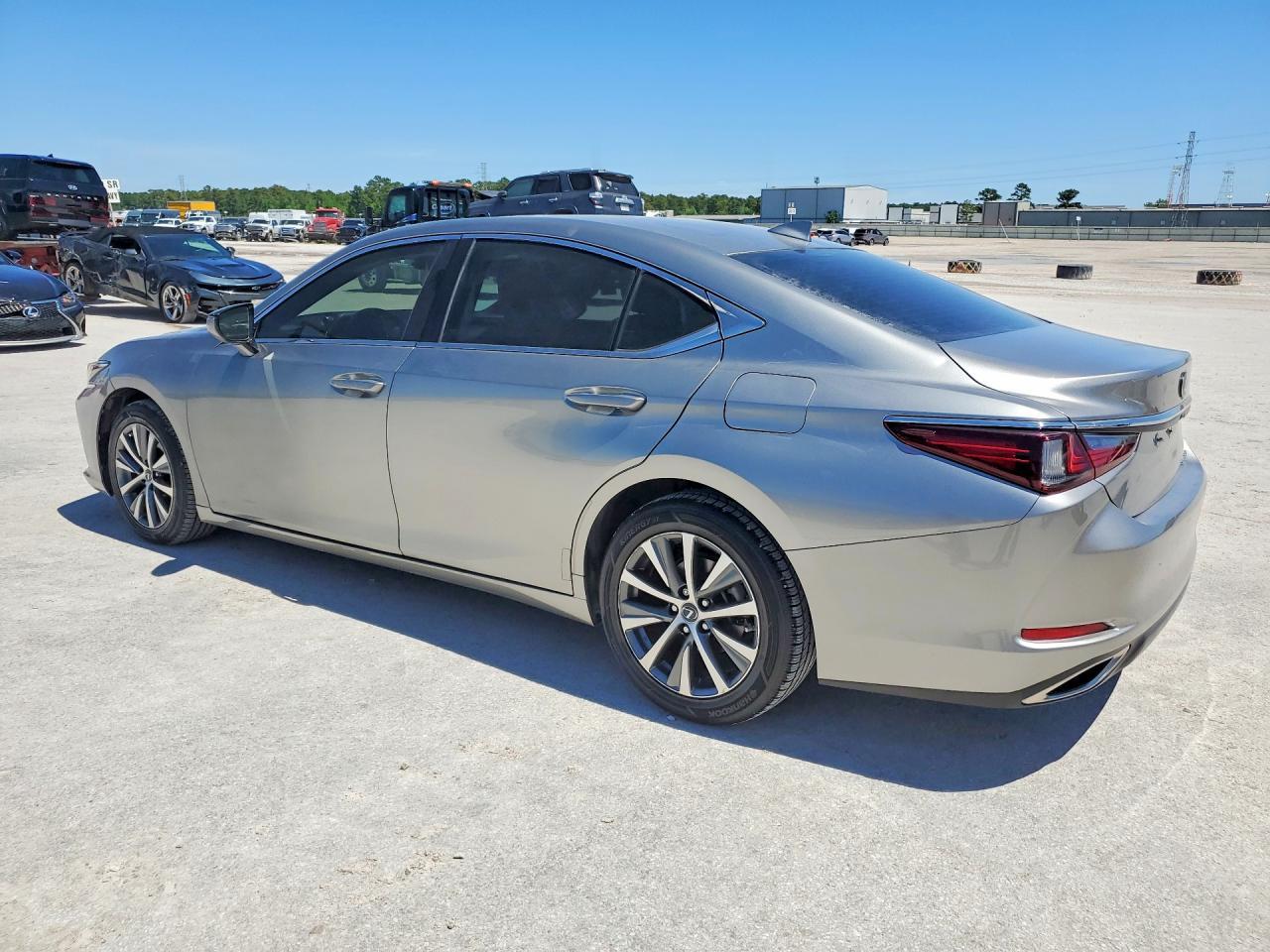 2019 LEXUS ES 350