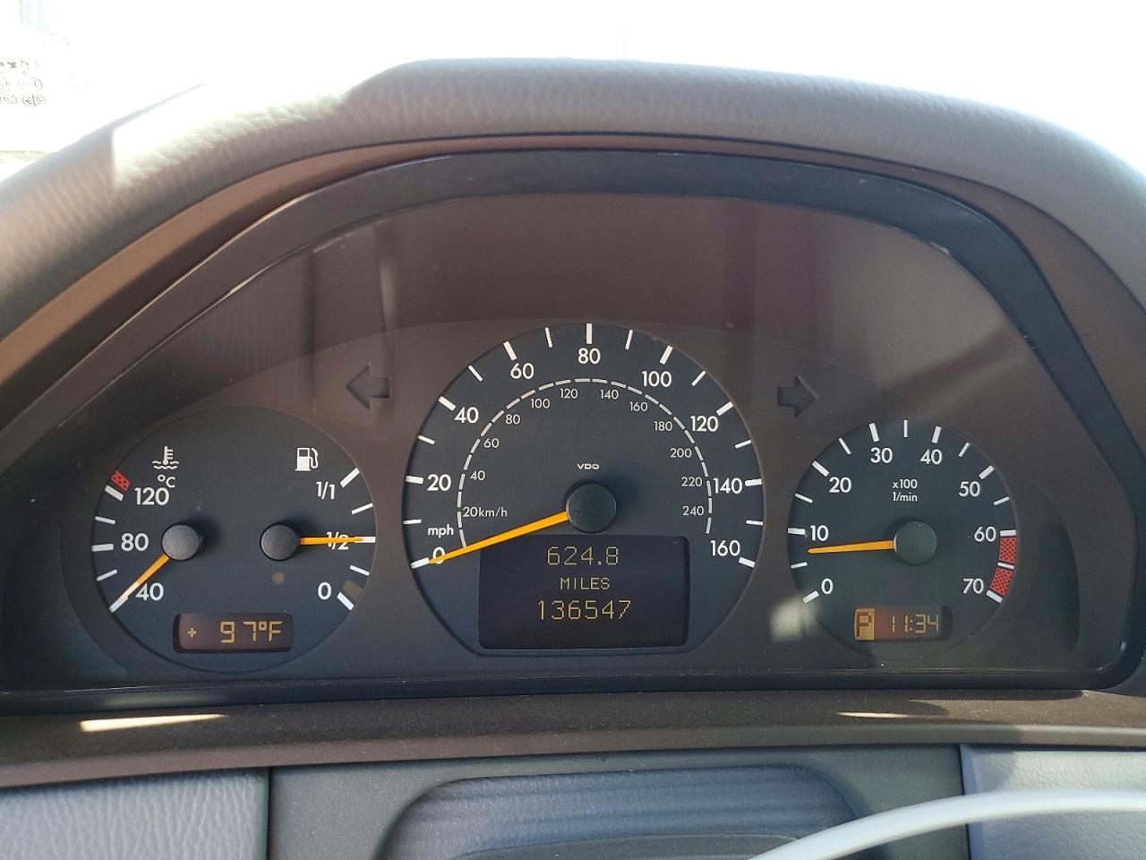 2001 MERCEDES-BENZ E-Class
