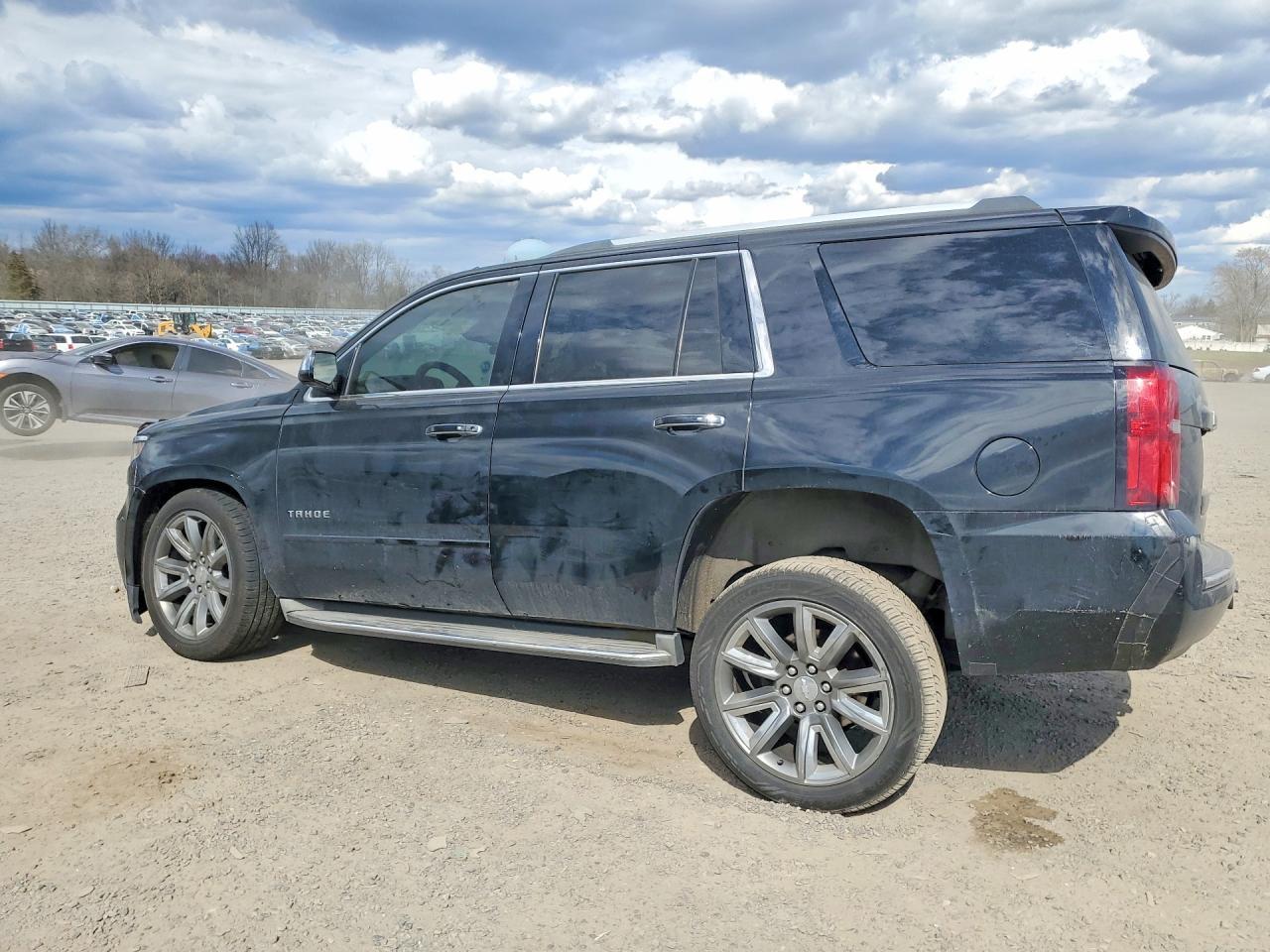 2016 CHEVROLET Tahoe
