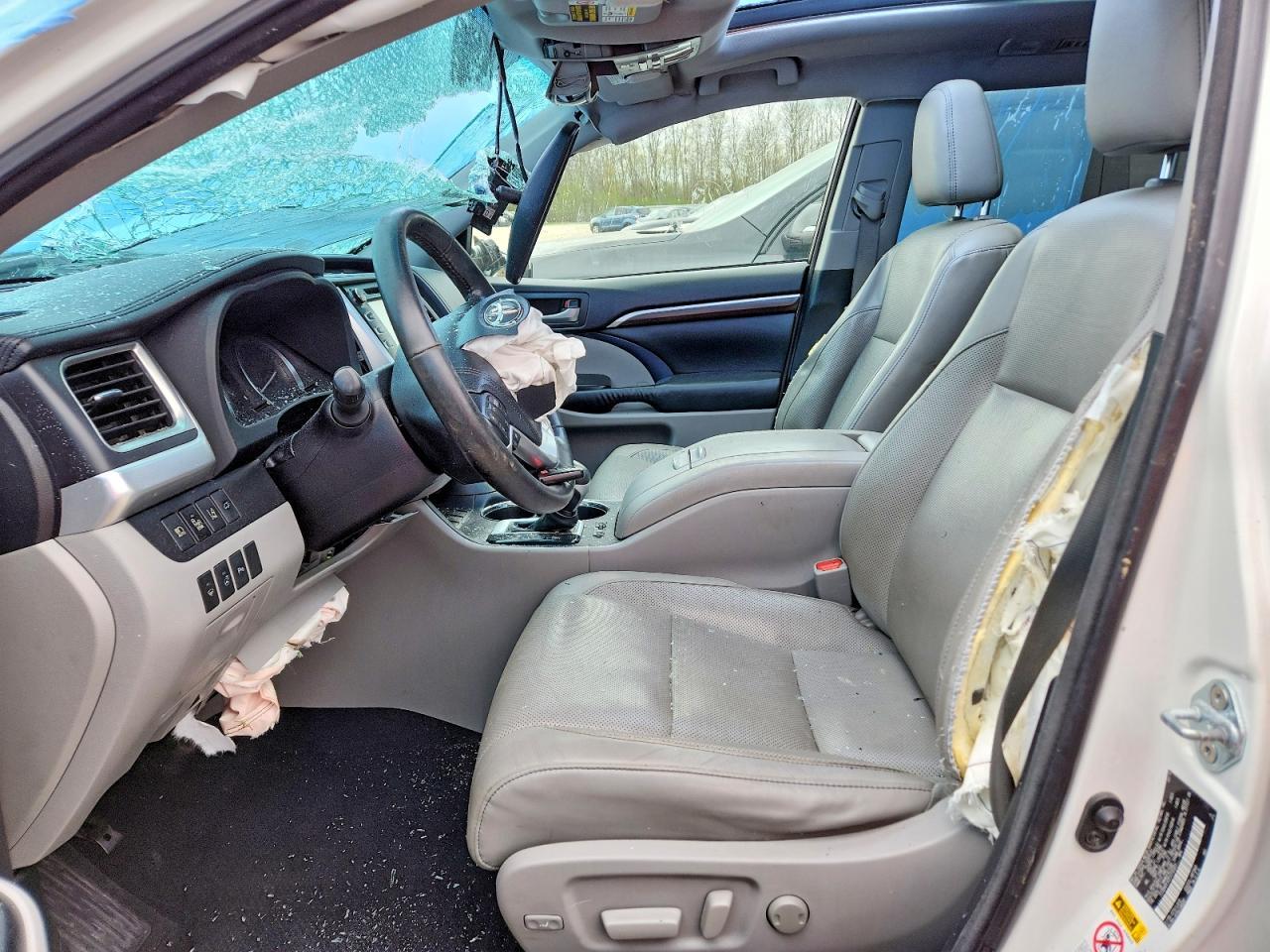 2015 TOYOTA HIGHLANDER