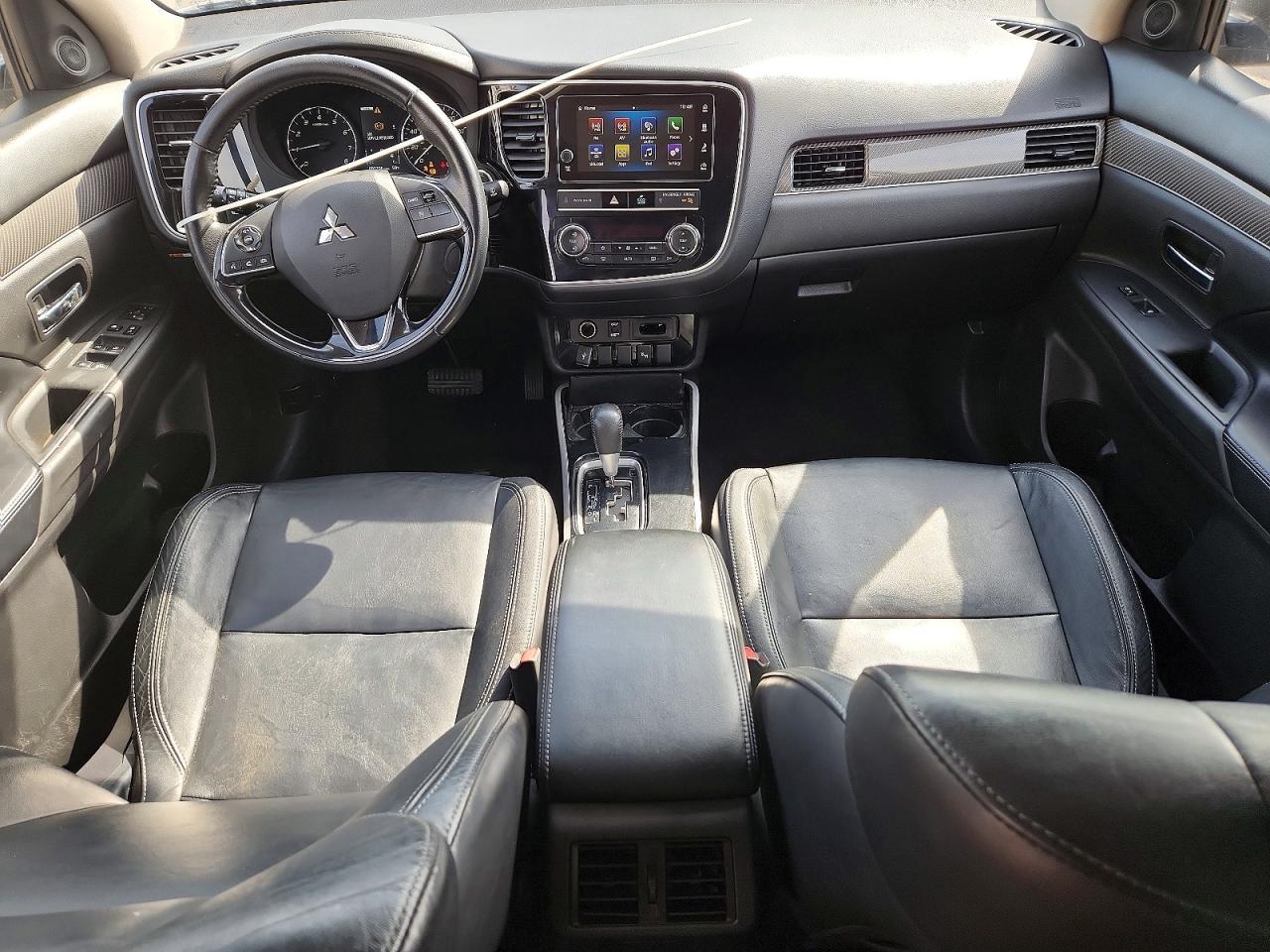 2019 MITSUBISHI outlander
