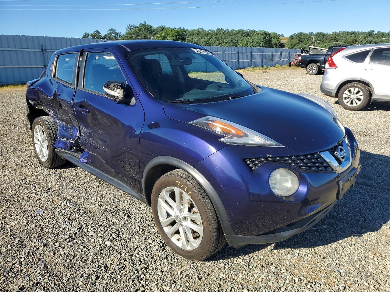 2015 NISSAN Juke