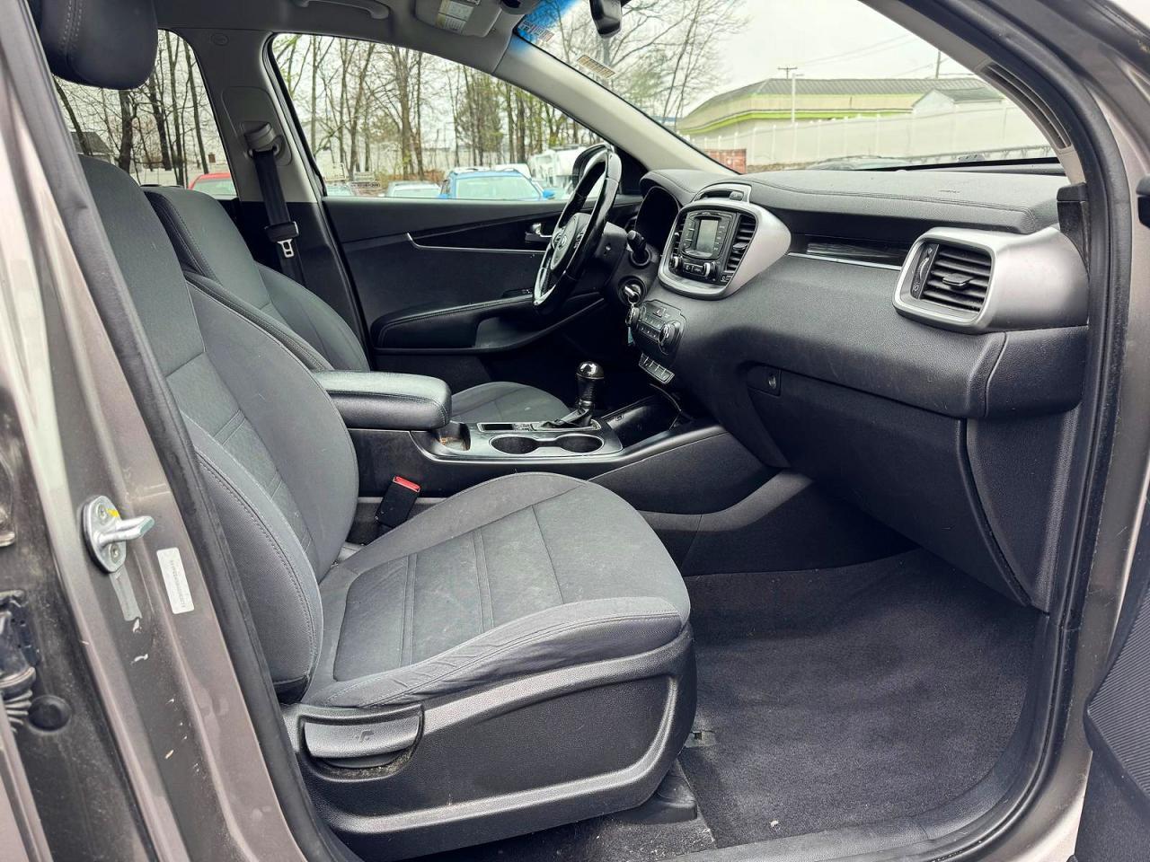 2016 KIA SORENTO