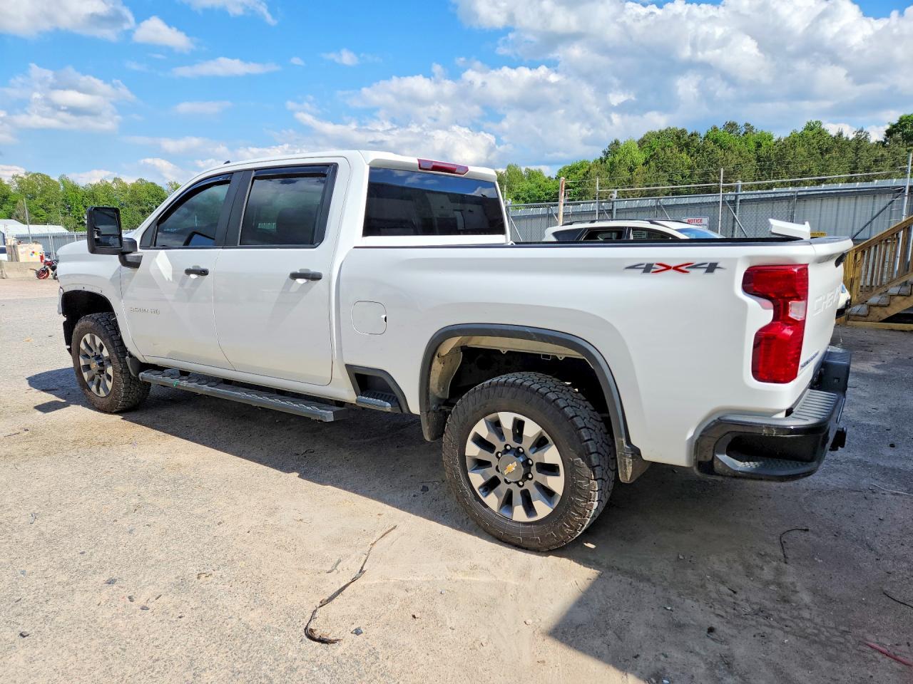 2024 CHEVROLET Silverado
