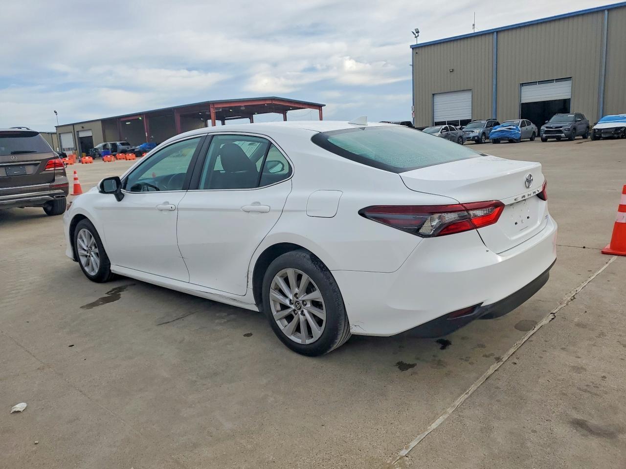 2022 TOYOTA CAMRY