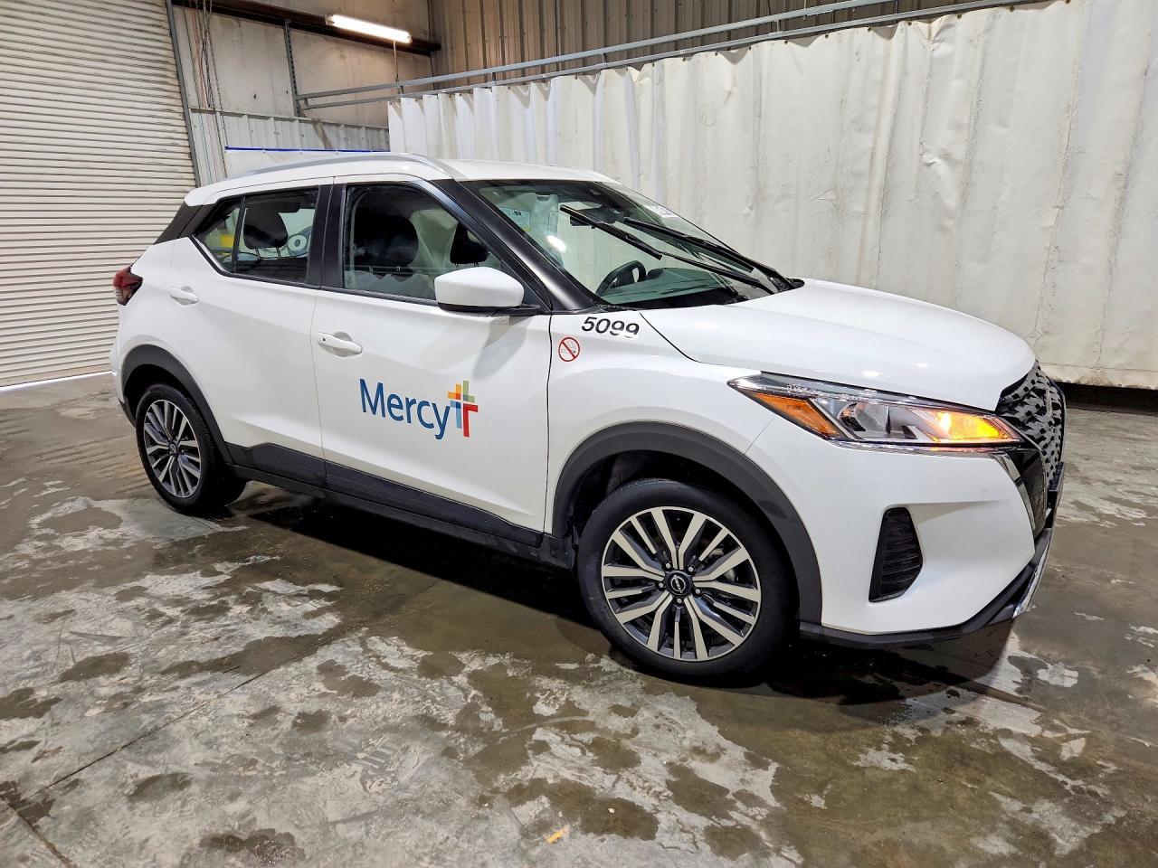 2024 NISSAN KICKS