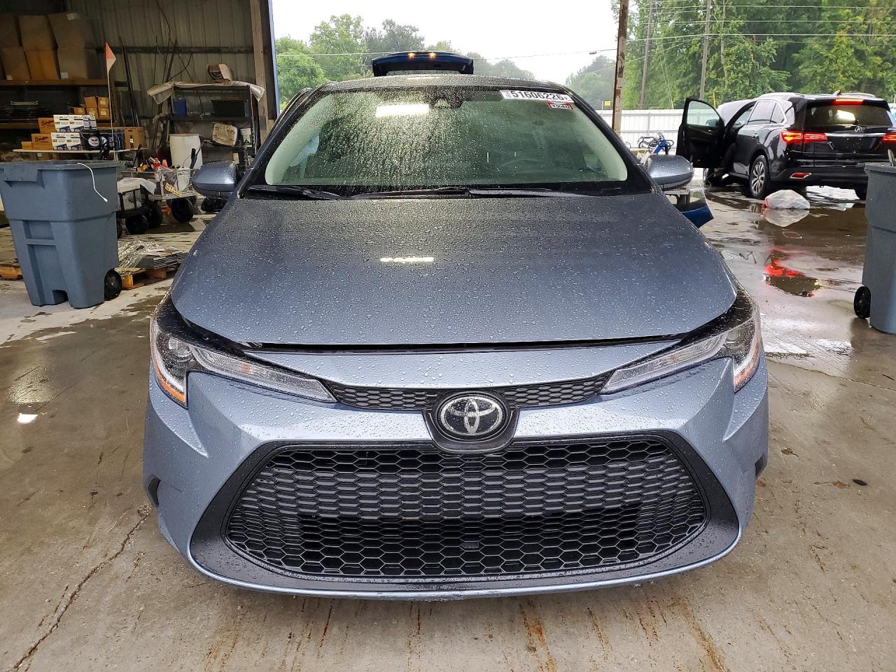 2022 TOYOTA COROLLA