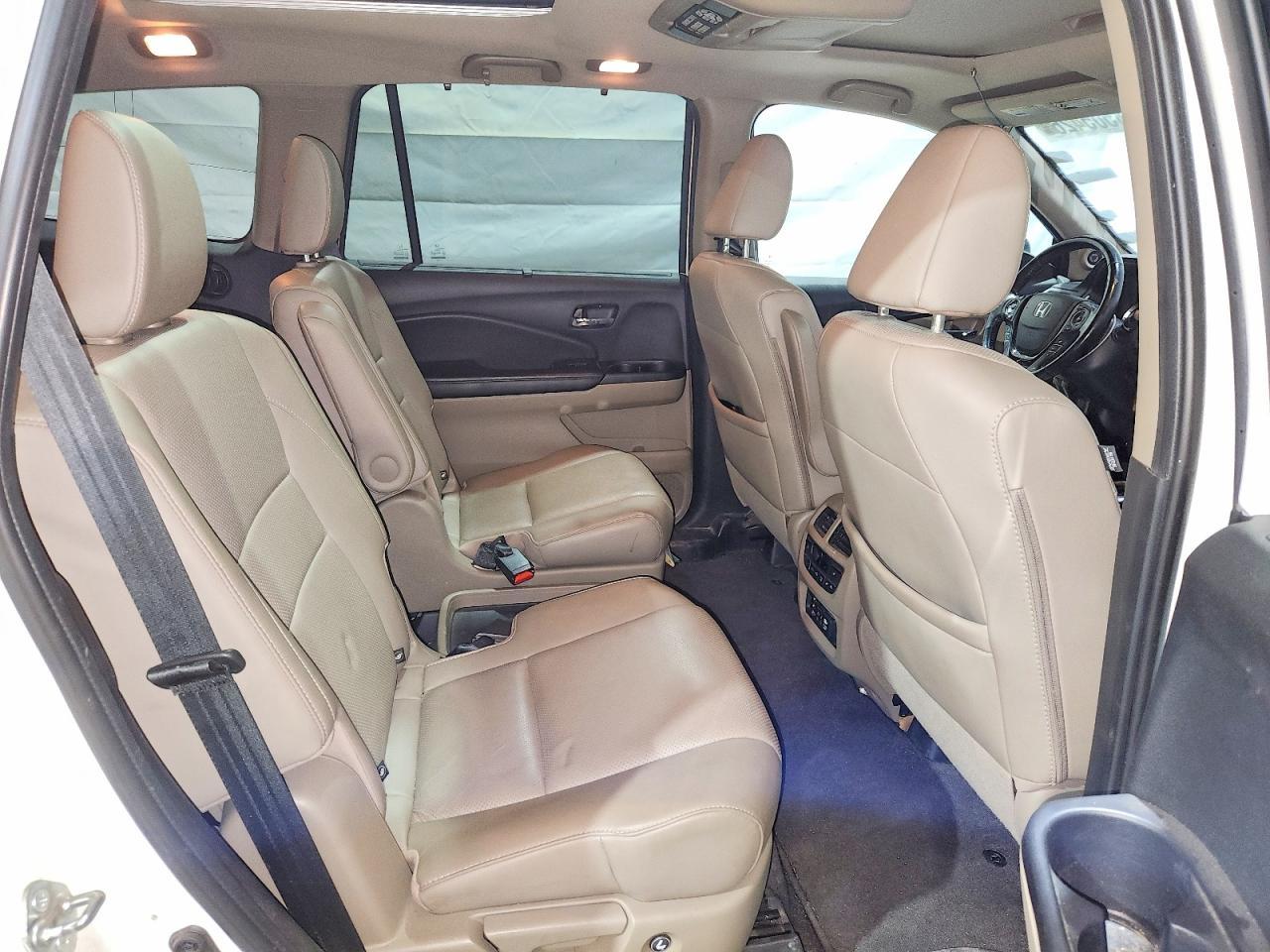 2016 HONDA PILOT