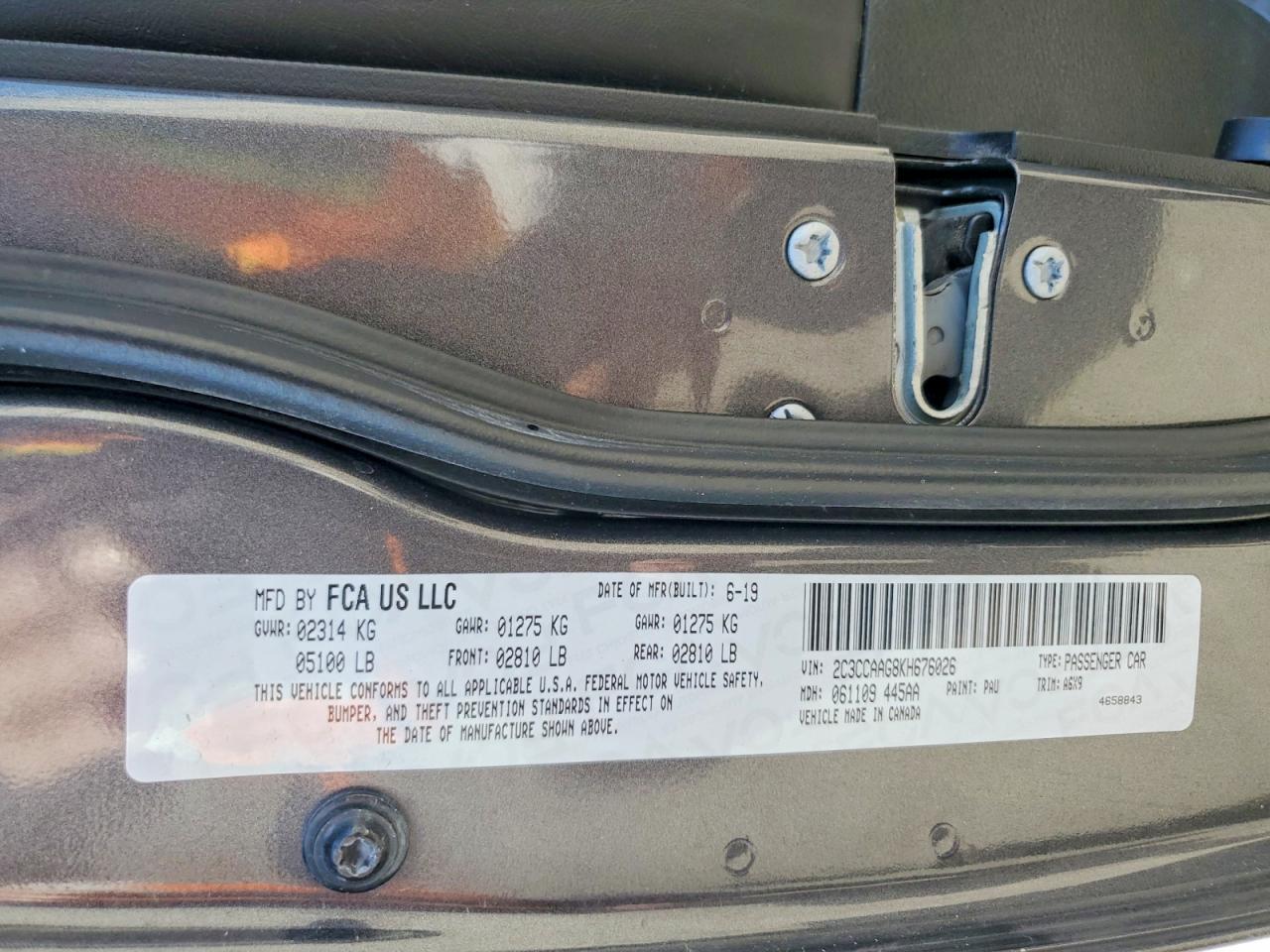 2019 CHRYSLER 300