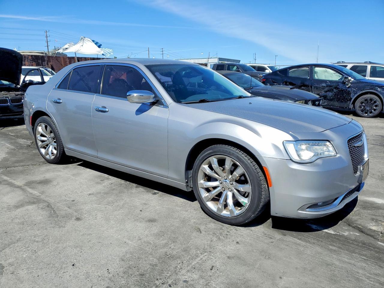2015 CHRYSLER 300
