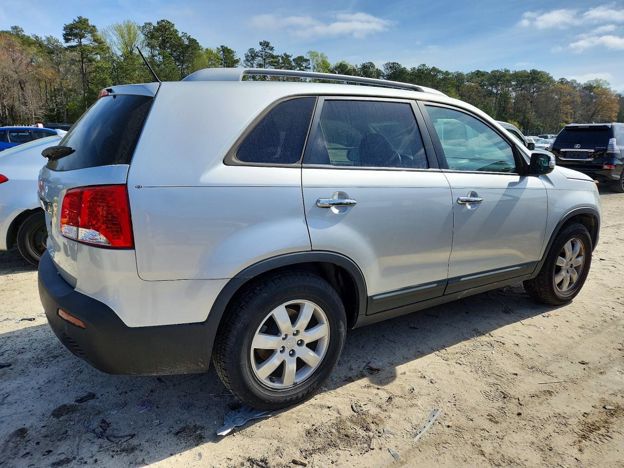 2013 KIA SORENTO