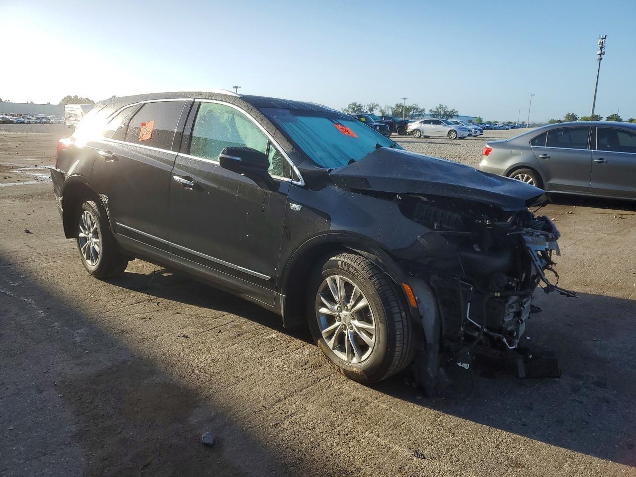 2023 CADILLAC XT5