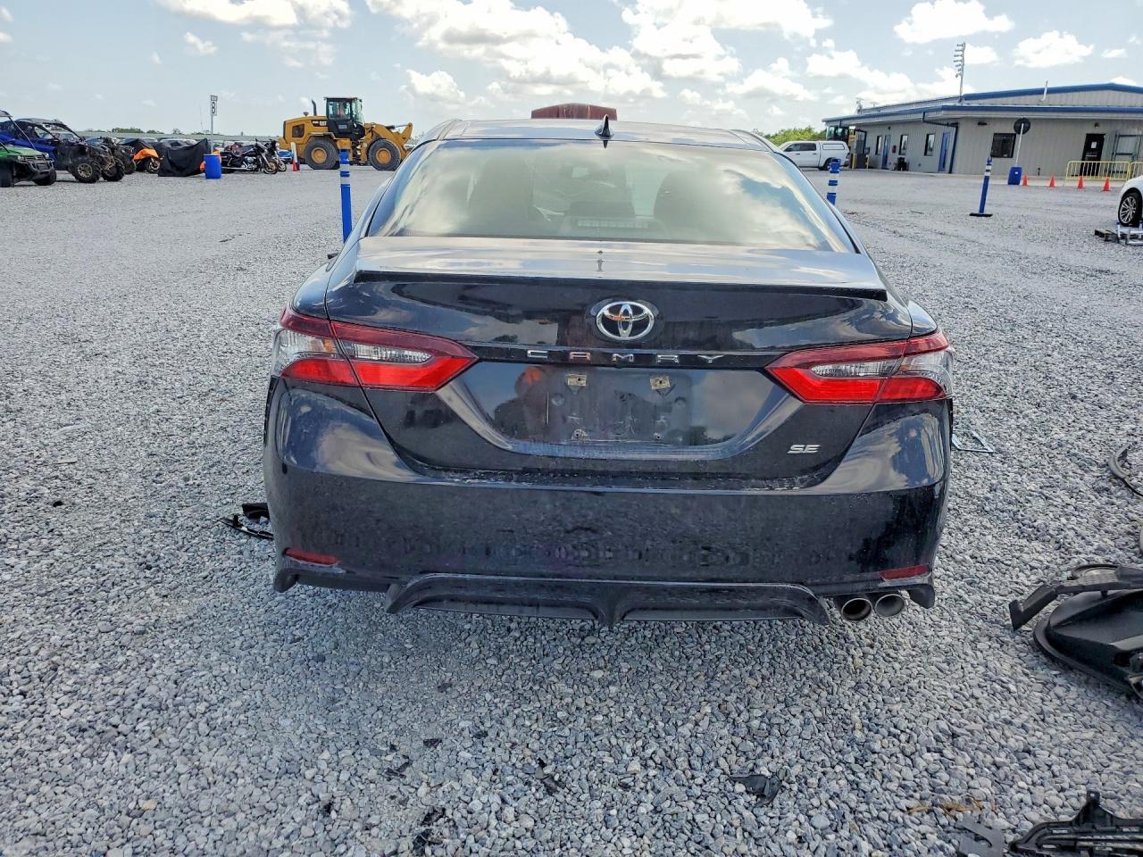 2022 TOYOTA CAMRY