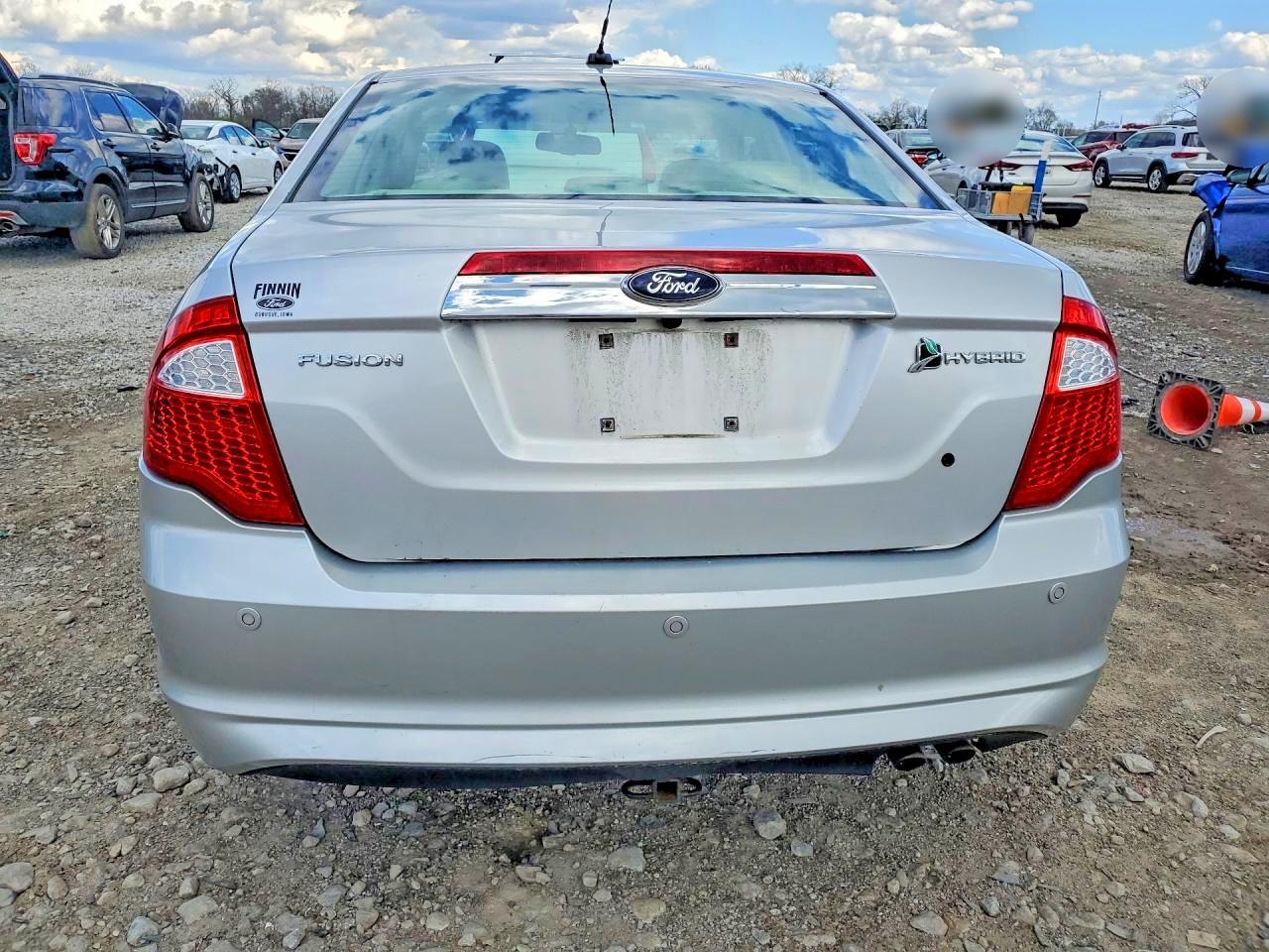 2010 FORD FUSION