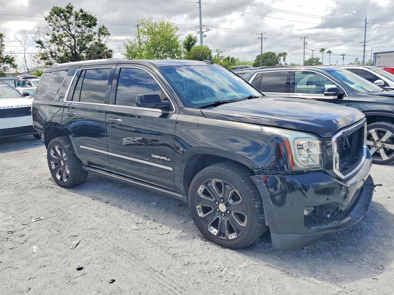 2016 GMC Yukon