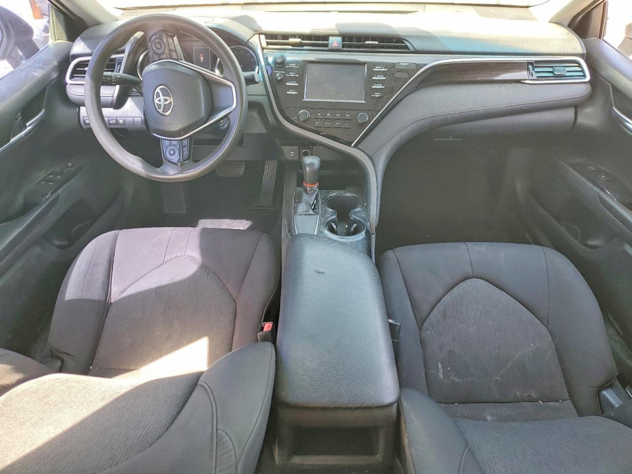 2018 TOYOTA CAMRY