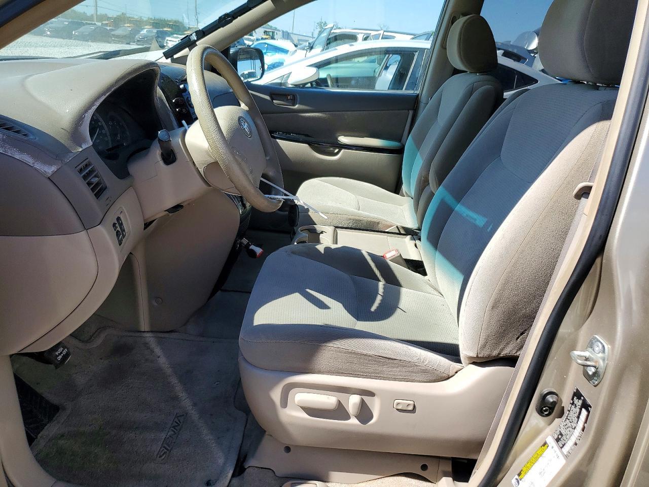 2005 TOYOTA SIENNA