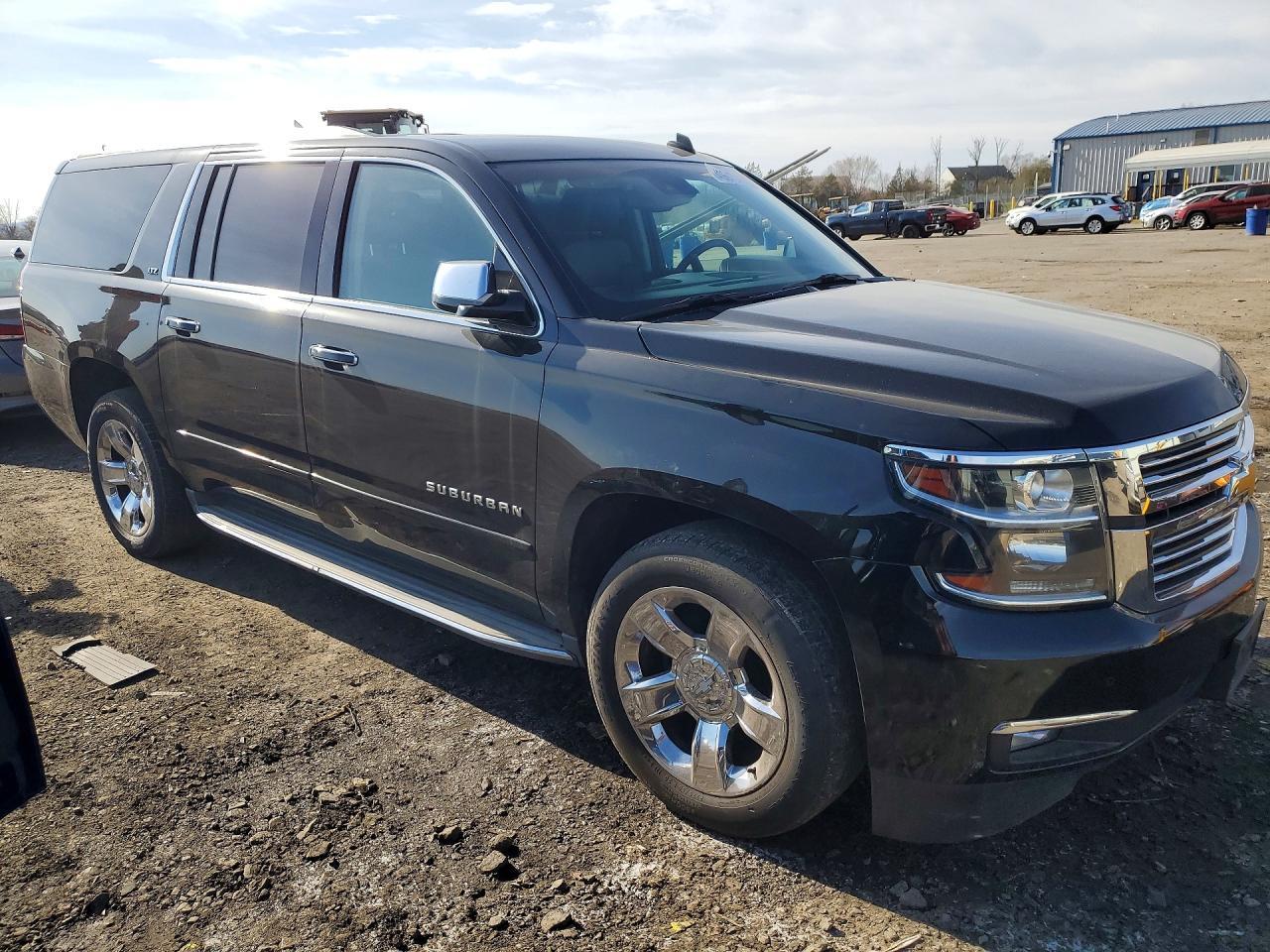 2015 CHEVROLET Suburban