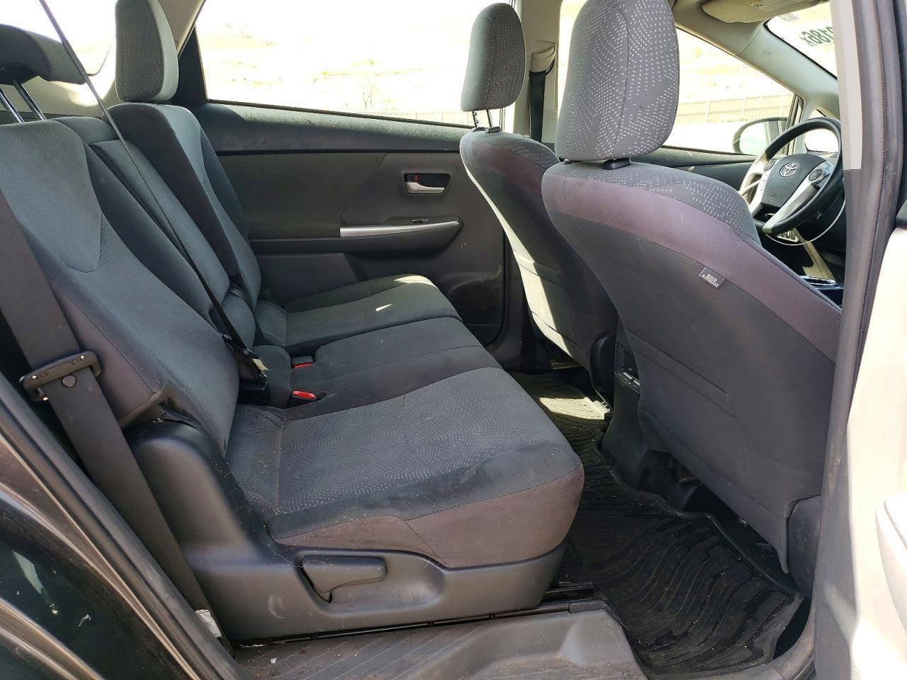 2012 TOYOTA PRIUS V