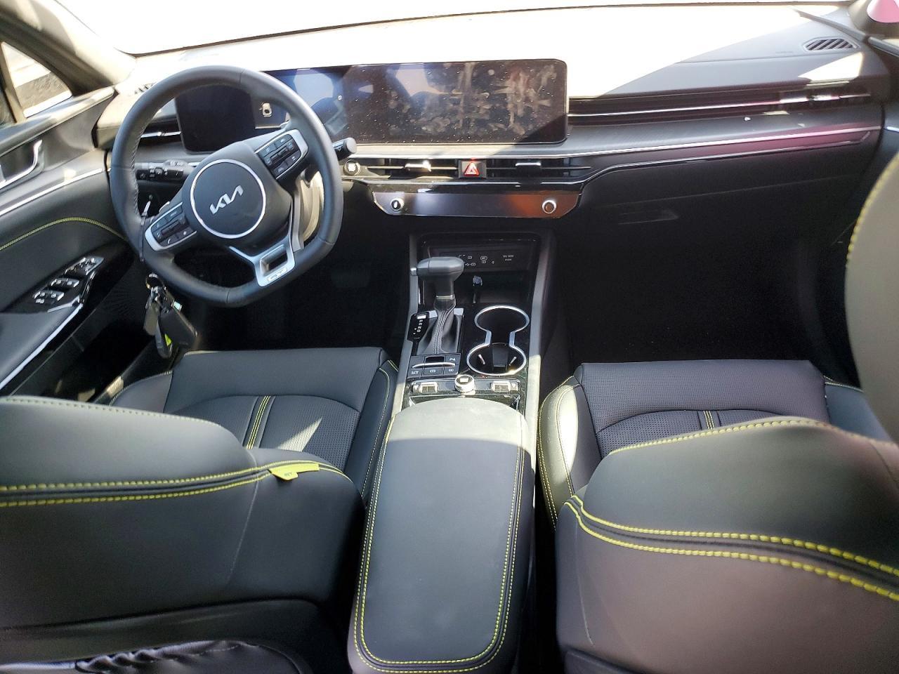 2026 KIA K5