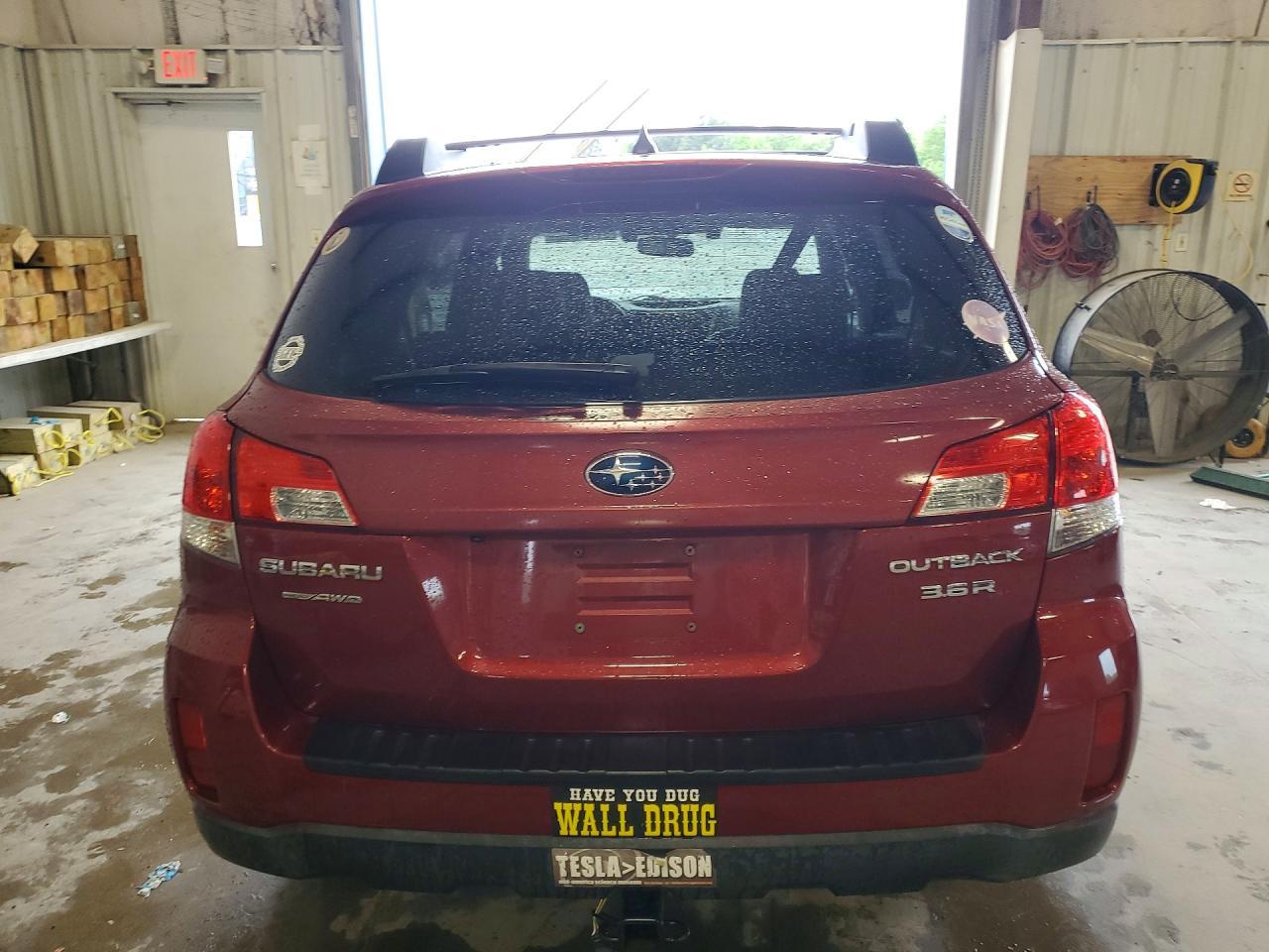 2013 SUBARU Outback