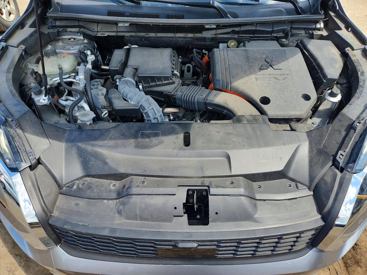 2023 MITSUBISHI outlander