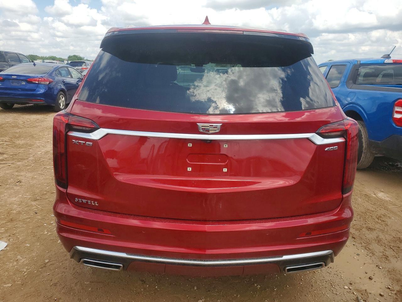 2024 CADILLAC XT6