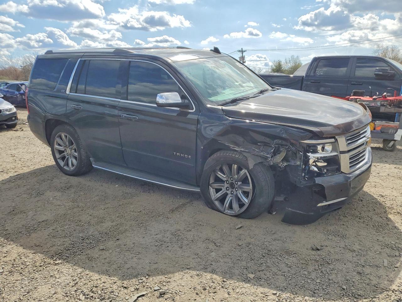 2016 CHEVROLET Tahoe