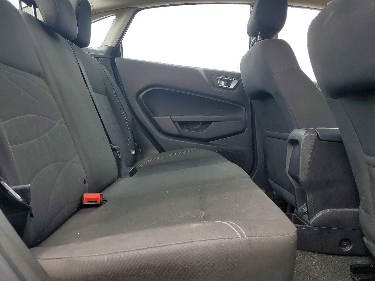 2016 FORD Fiesta