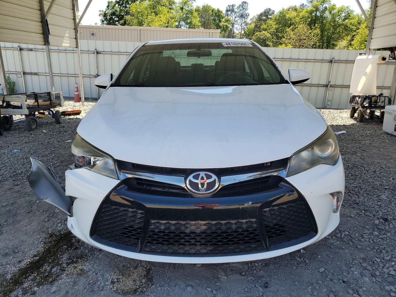 2016 TOYOTA CAMRY