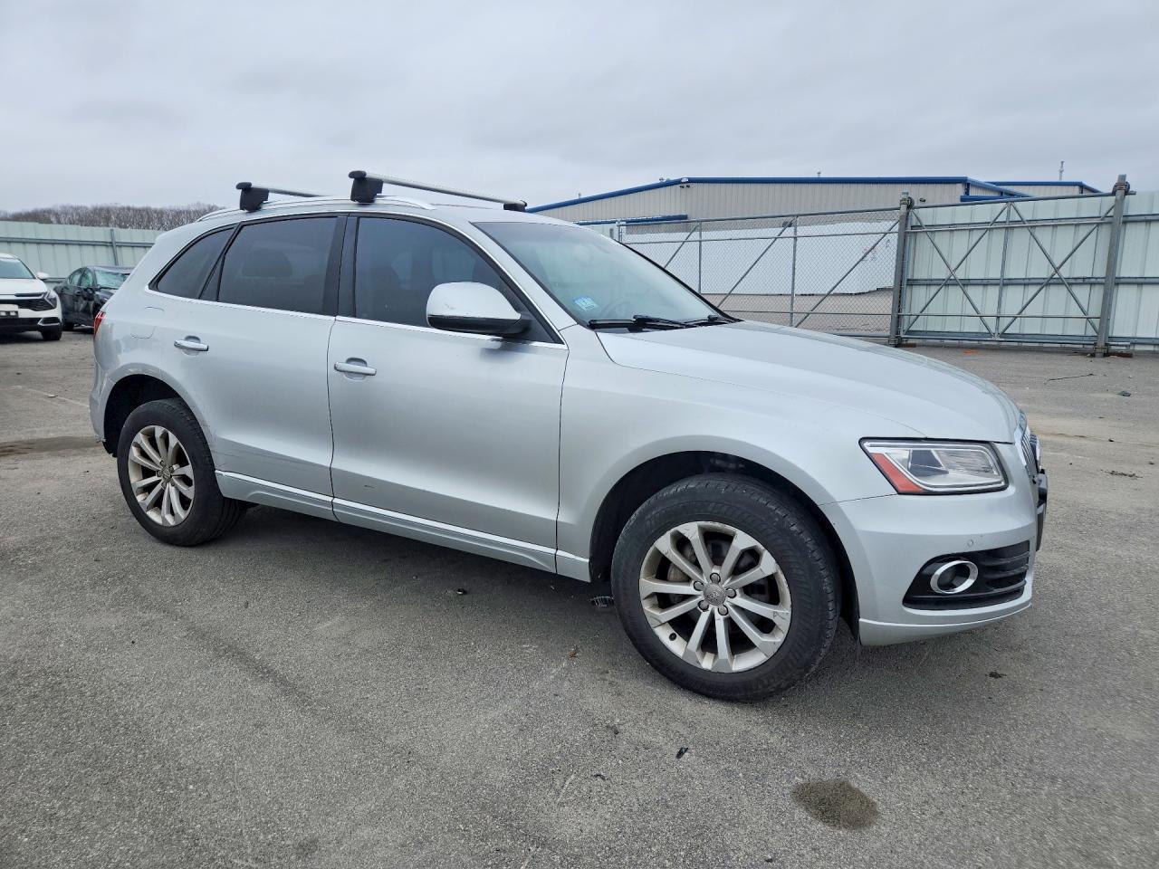 2014 AUDI Q5