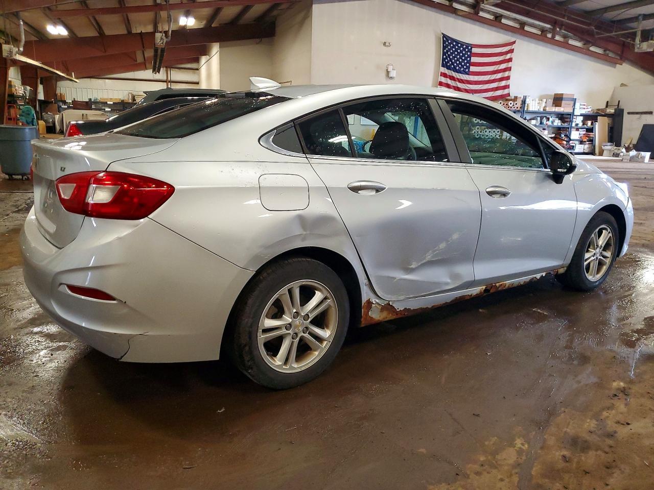 2017 CHEVROLET CRUZE