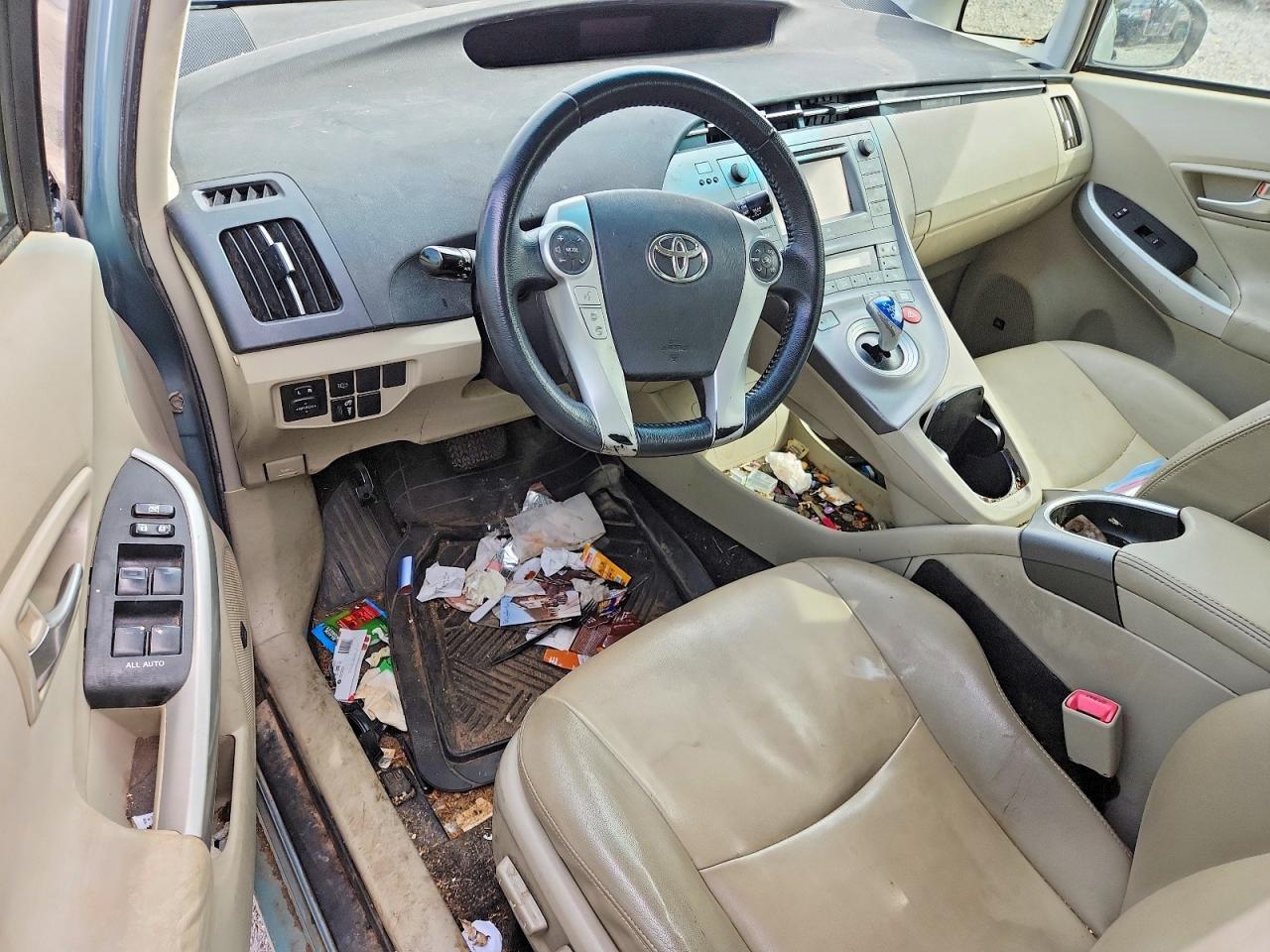 2012 TOYOTA PRIUS