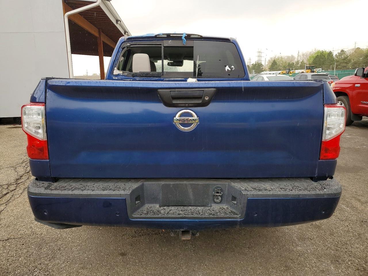 2020 NISSAN Titan