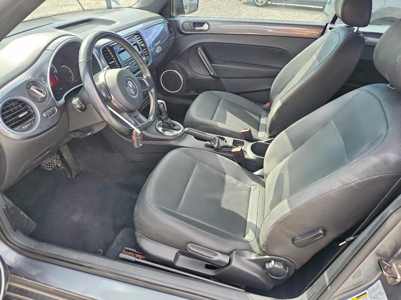 2013 VOLKSWAGEN Beetle