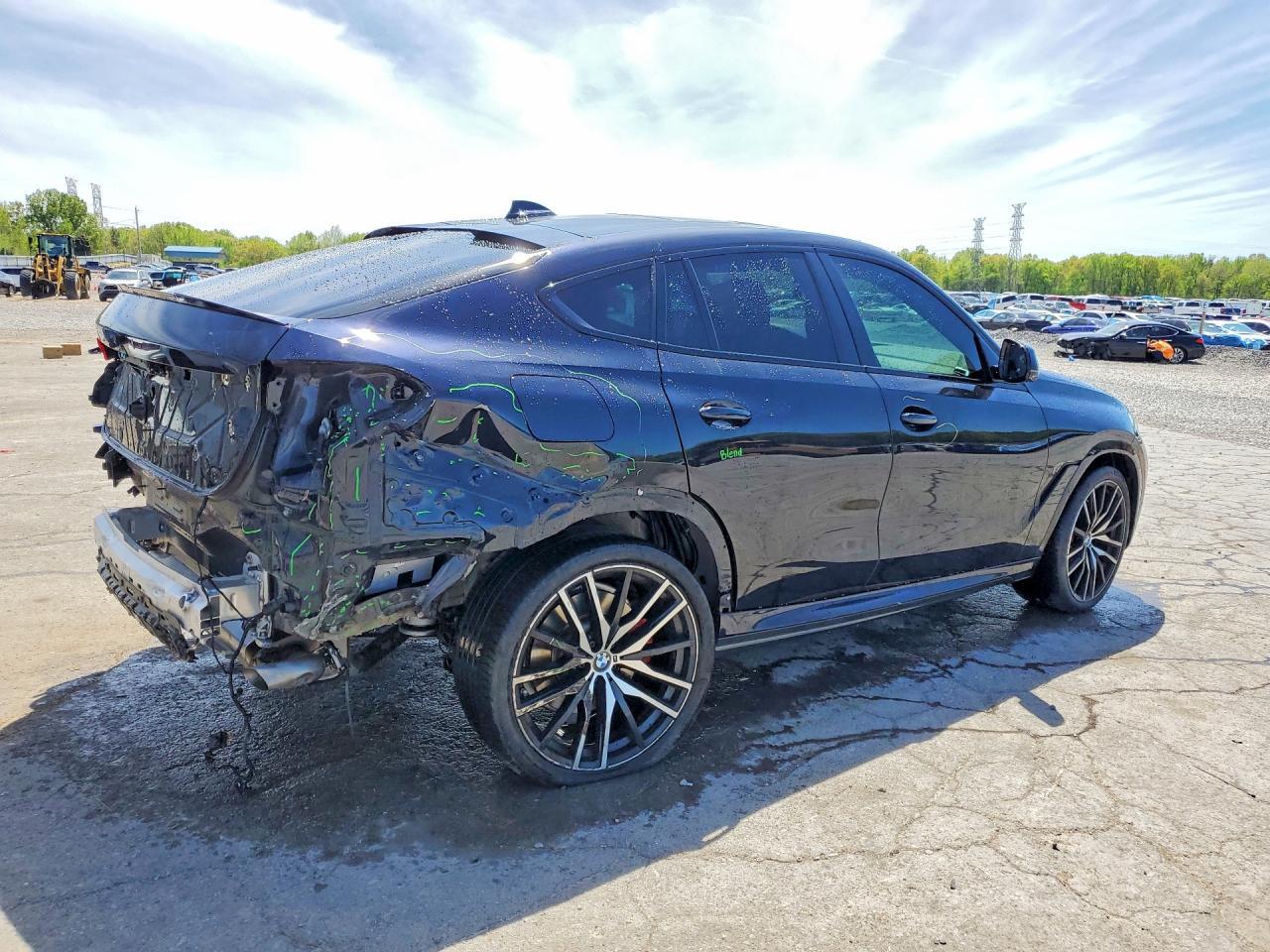 2021 BMW X6
